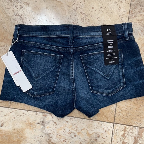 Hudson shorts- size 25 - Picture 6 of 7